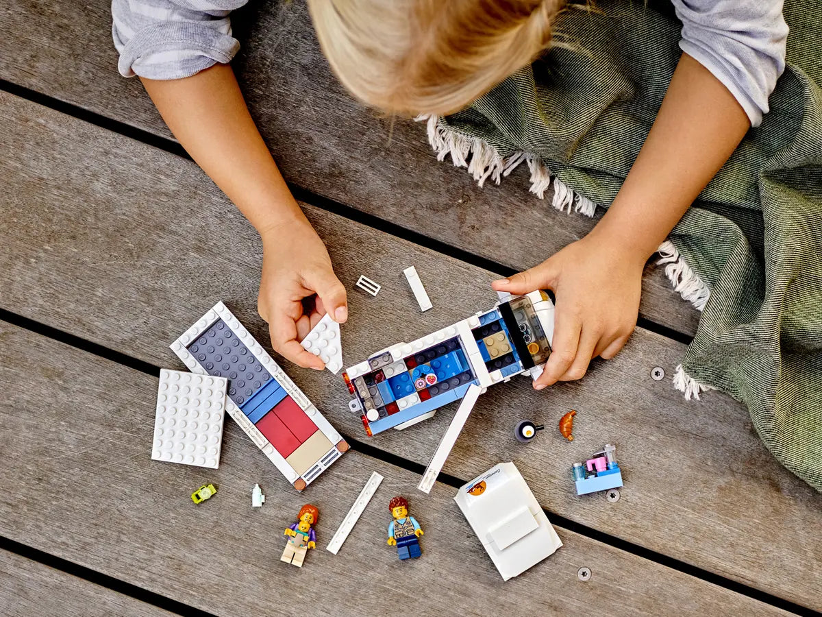 LEGO® City Ferien-Wohnmobil - 60283