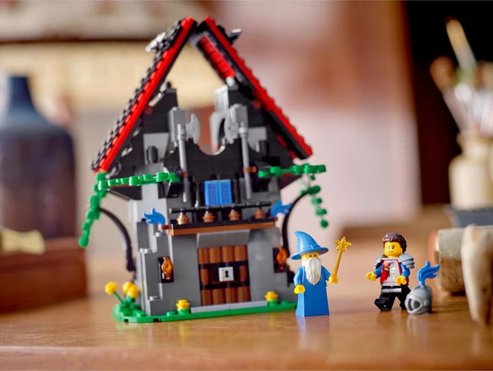 LEGO® Icons Majistos Zauberwerkstatt - 40601