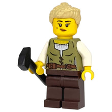 LEGO Castle Minifigur Zimmermann Weiblich - cas582