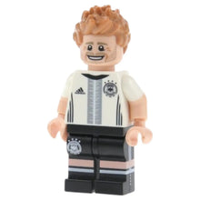 LEGO Minifigur Serie DFB Benedikt Höwedes - dfb005 Spiele Pirat