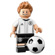 LEGO Minifigur Serie DFB Benedikt Höwedes - dfb005 Spiele Pirat